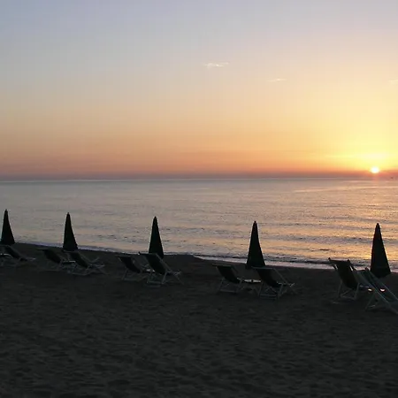 Club Poseidon 3*